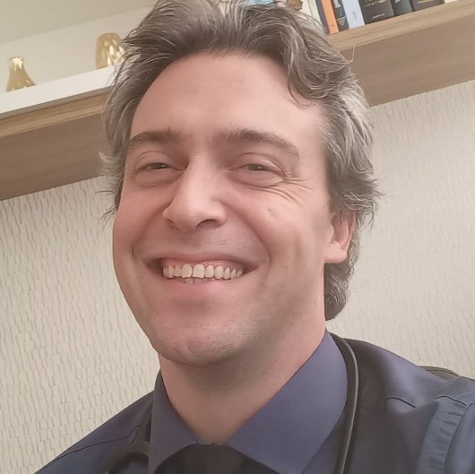 Dr. Ramiro Sienra