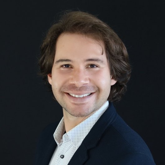 Dr. Victor Melo Diniz