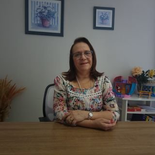 Maria Mônica Feijó de Lima Freire