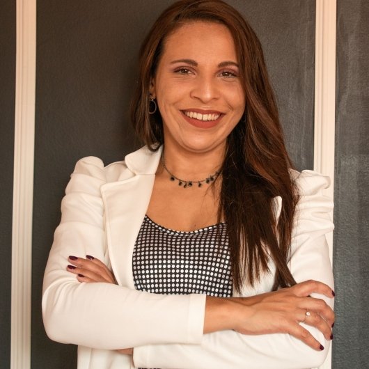 Thainá Cardoso