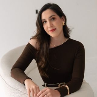 Dra. Julia Barbian