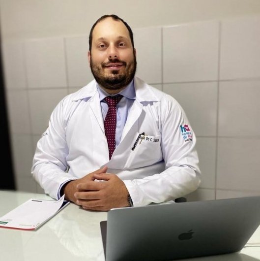Dr. Cláudio de Carvalho Stanzani