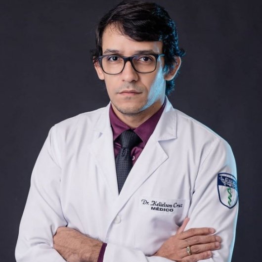 Dr. Kelielson Cruz