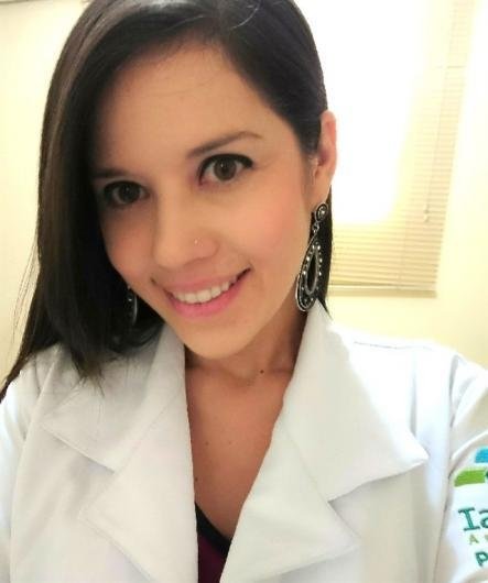 Dra. Flávia Silva