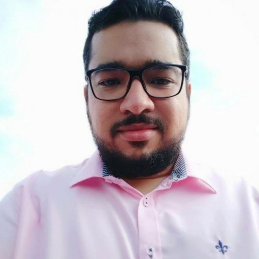 Dr. Vitor Rafael Pires Lindoso