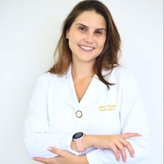 Dra. Isadora Cerqueira