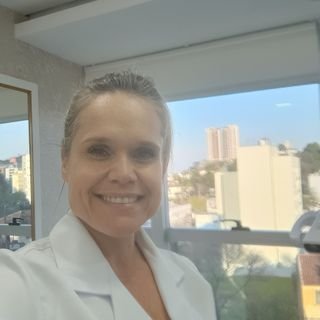 Dra. Cinara Bosi