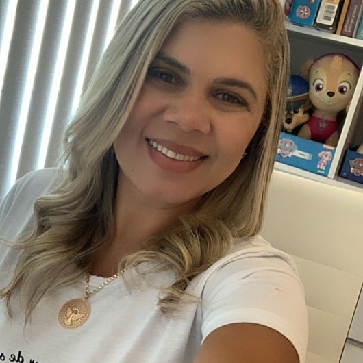 Débora Cristina Silveira Coutinho