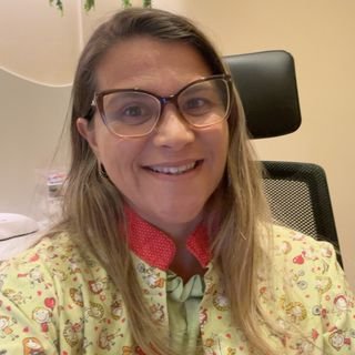 Dra. Silvia Freaza