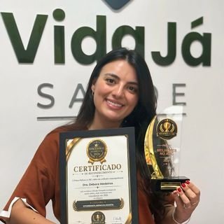 Dra. Debora Medeiros