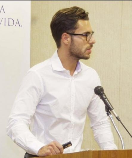 Dr. Leonardo Nazário Schmidt
