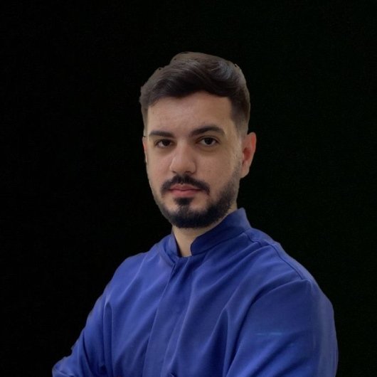 Dr. Matheus Mieli