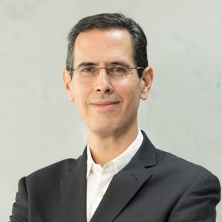 Dr. Daniel Mendes Pinto
