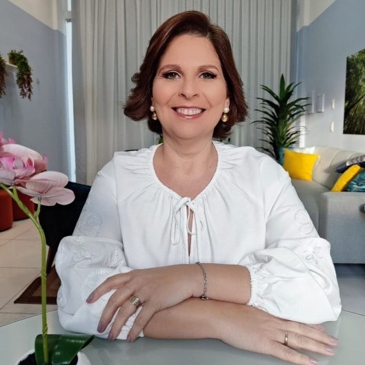 Dra. Ângela Medeiros