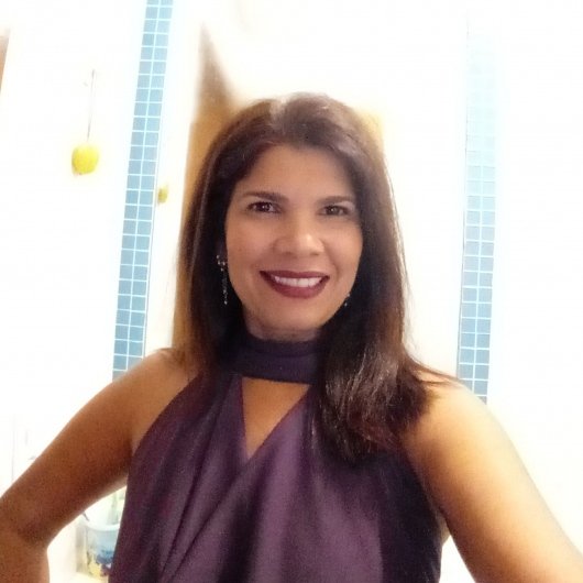 Dra. Rosangela Vieira Faria