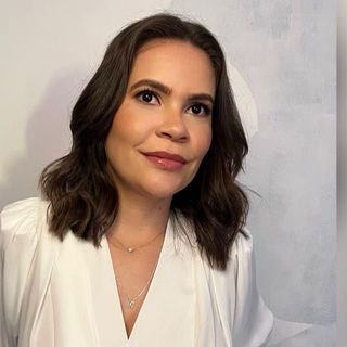 Dra. Francielle Dos Santos Magalhães
