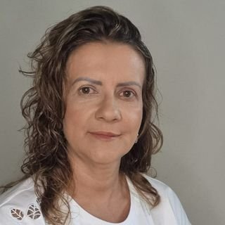 Dra. Fabricia Dantas