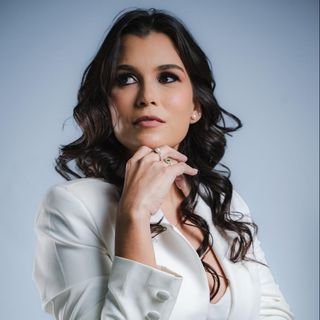 Dra. Carla Taisi Da Cruz Aragão
