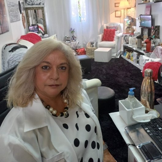 Dra. Valdelene Alves Tenca