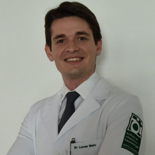 Dr. Lucas Melo