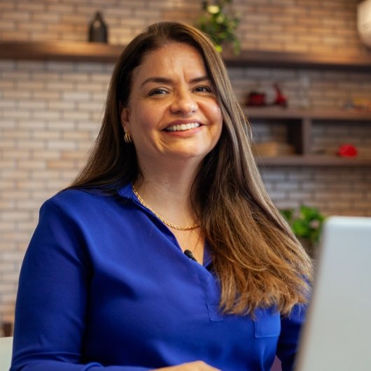 Dra. Mauren Machado