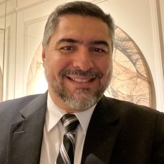 Dr. Paulo Everton Garcia Costa