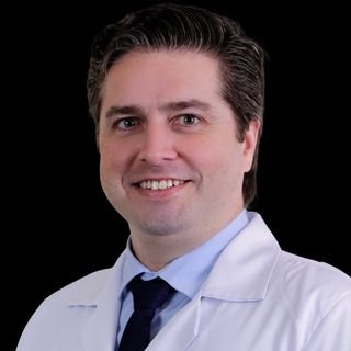 Dr. Bruno Teno