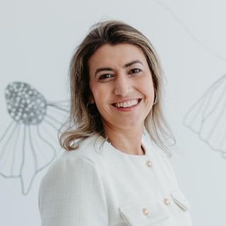 Dra. Marilia Menezes Trindade