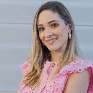 Dra. Liana Costa Lima