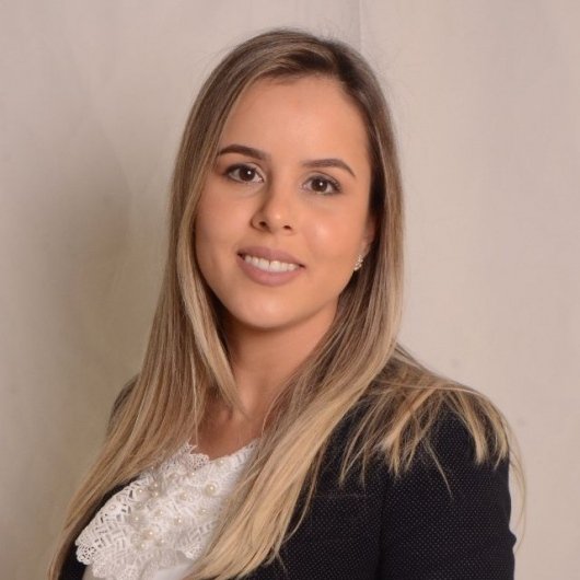 Dra. Daiane Rodrigues Dornela