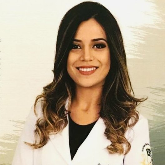 Dra. Vanessa Lobato