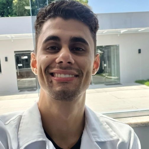 Dr. Schwarthz Louza Pinto