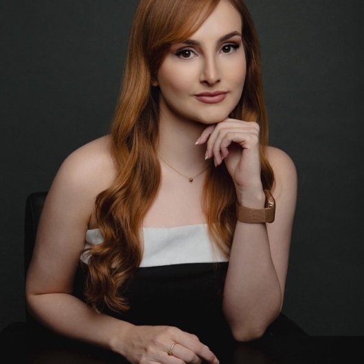 Dra. Fernanda Zandonadi