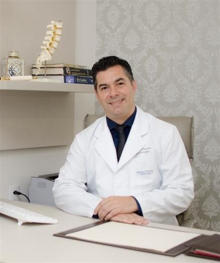 Dr. André Possamai Della