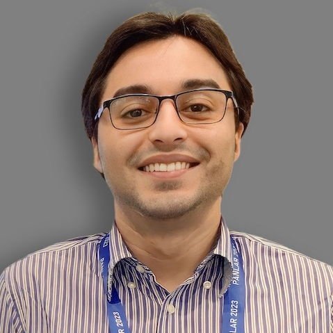 Dr. Carlos Teixeira