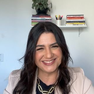 Ana Cláudia de Oliveira