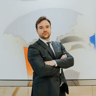 Dr. Bernardo Mulinari Pessoa