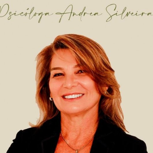 Dra. Andréa Silveira