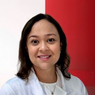 Dra. Clara Caroline Ribeiro Figueiredo