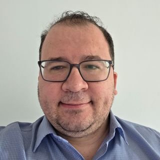 Dr. Flavio Loureiro