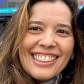 Dra. Maira Costa Cabral