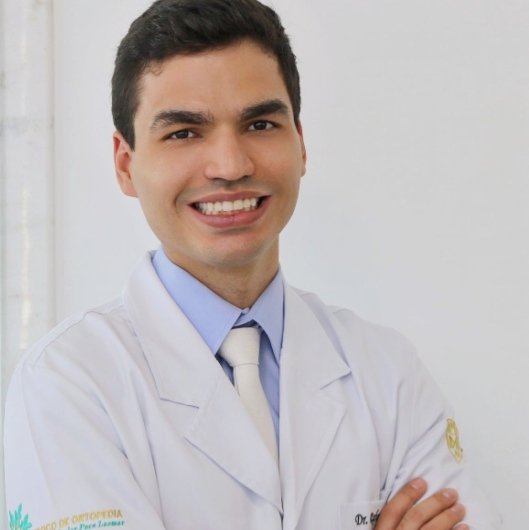 Dr. Rafael Waldolato