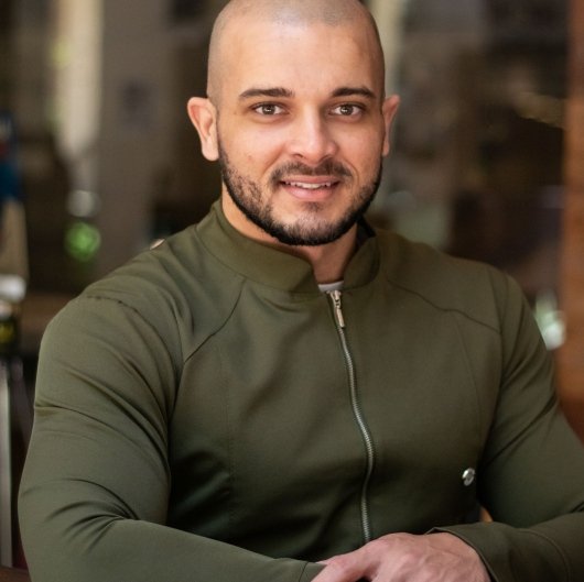 Dr. Leonardo Ferreira