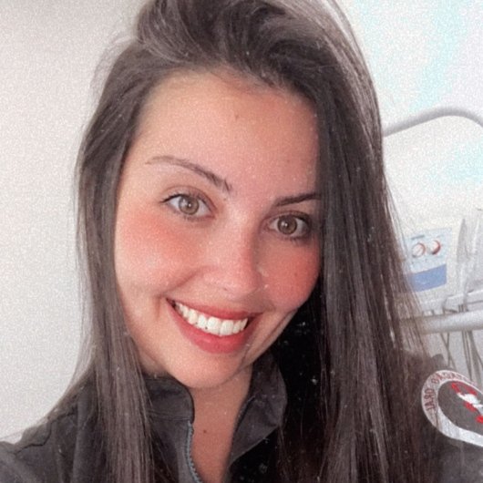 Dra. Giovanna César Caruso Fernandes