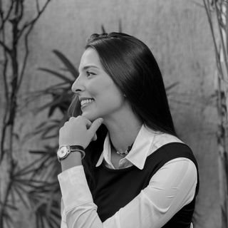 Dra. Vitória Cavenaghi