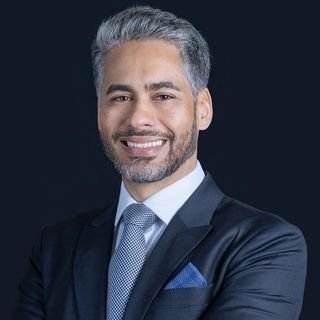 Dr. Ricardo Rezende