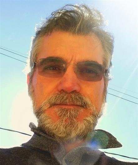 Dr. Reinaldo Caldeira Neves