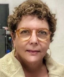 Dra. Elizabeth De Souza Neves