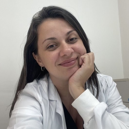 Dra. Clarissa Castrighini