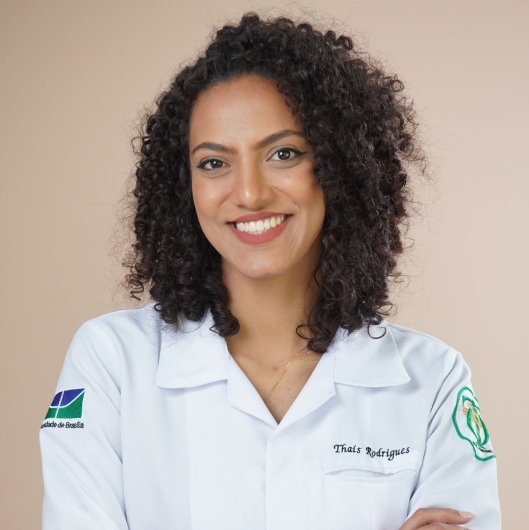 Dra. Thais Rodrigues Oliveira